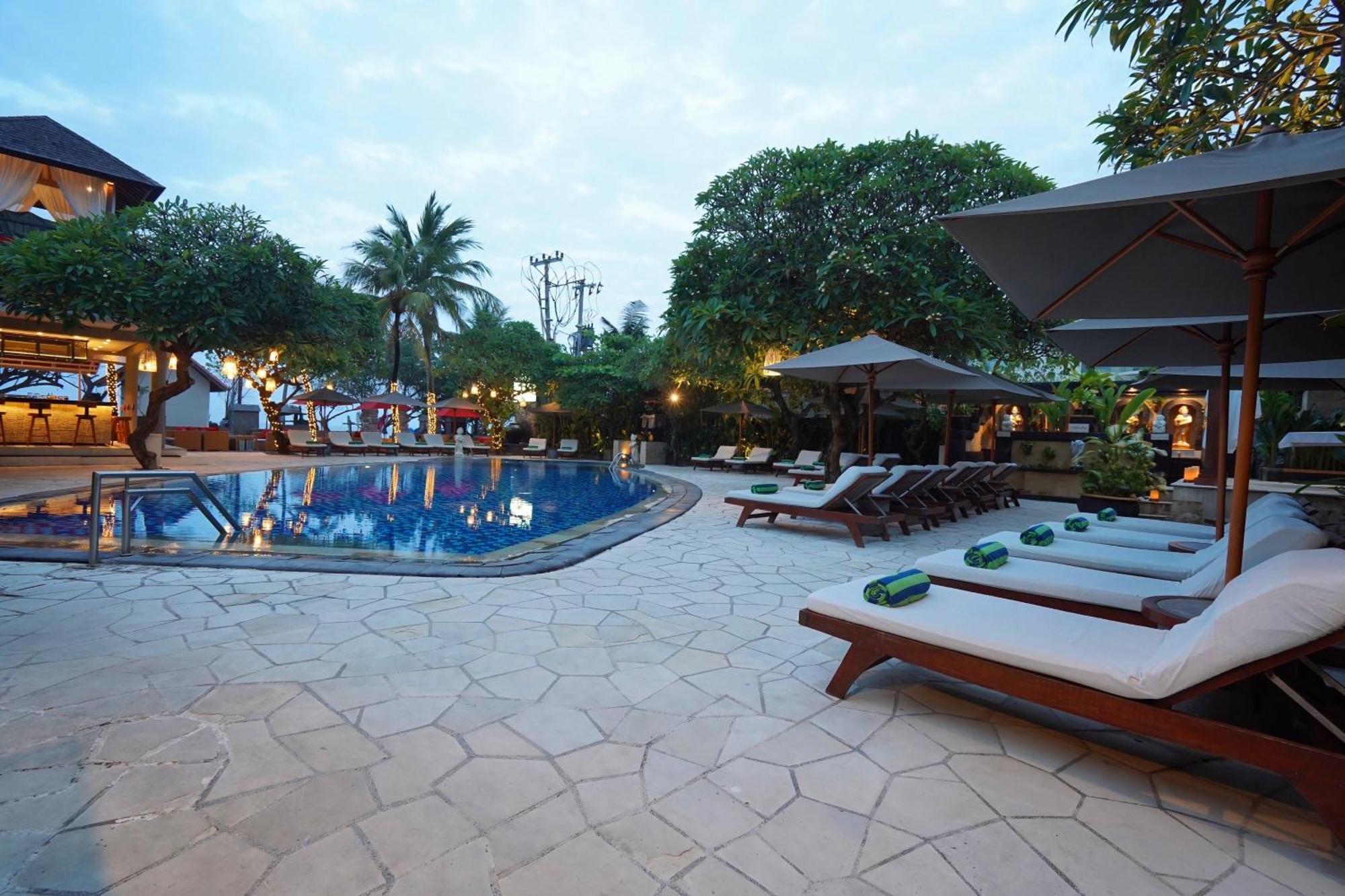 Kuta Seaview Boutique Resort Dış mekan fotoğraf